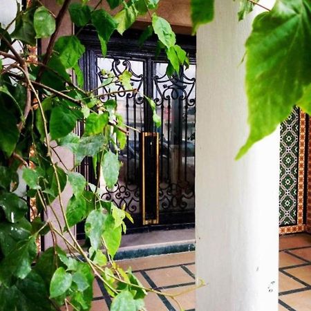 Hotel Ayachi Tunis Extérieur photo