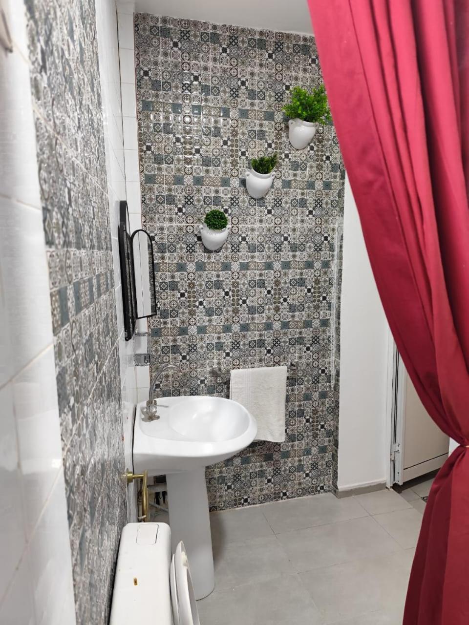Hotel Ayachi Tunis Extérieur photo