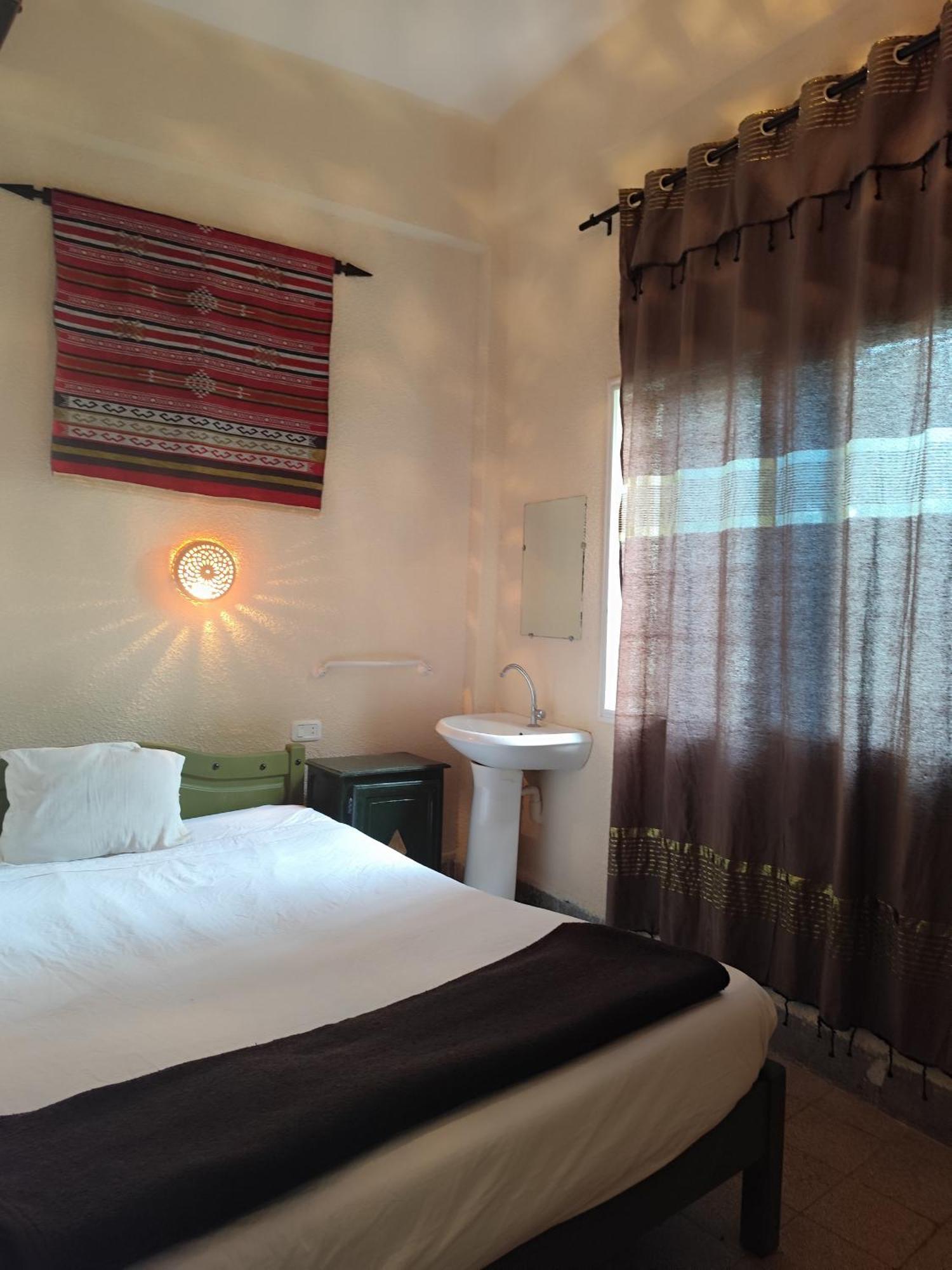 Hotel Ayachi Tunis Extérieur photo